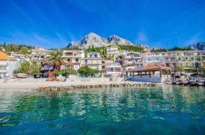 Отель Apartments Villa Skala  Подгора